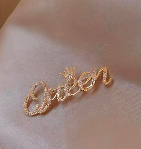 Queen Brooch ￼